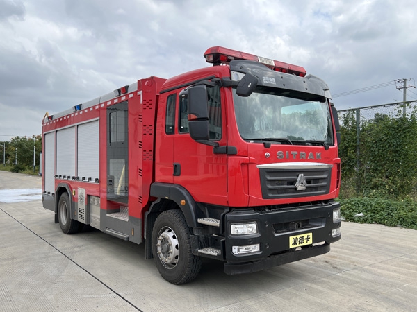 楚胜牌CSC5180GXFSG60/S6水罐消防车