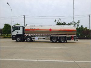 楚胜牌CSC5320GYYLZK6A油罐车