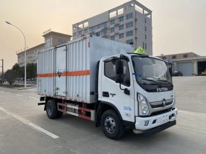楚胜牌CSC5088XFWB6腐蚀性物品厢式运输车
